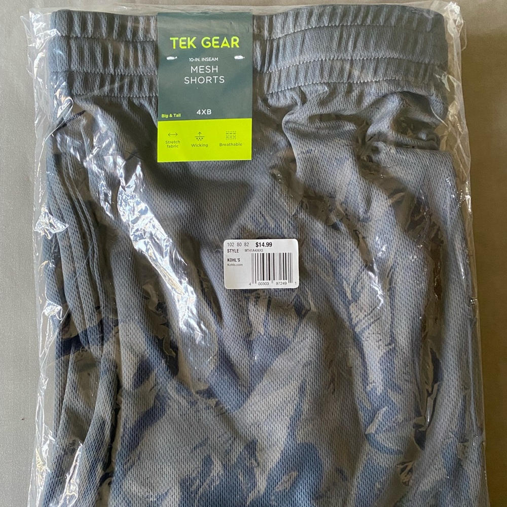 Tek Gear (Kohl’s) NWT Men’s Gray Mesh Shorts size 4XB